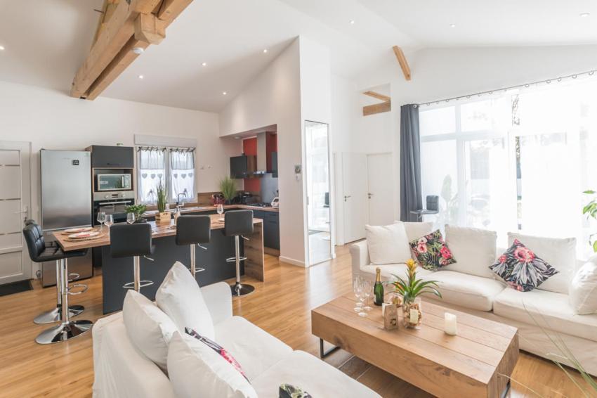 Viriat - Sublime Villa Felicidad - Proche Hypercentre - Parking - Terrasse - Wifi מראה חיצוני תמונה